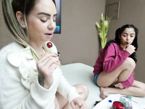 Lollita's Kissing Game