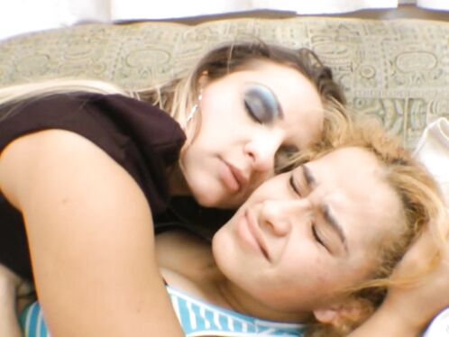 Mariana Wants to Kiss