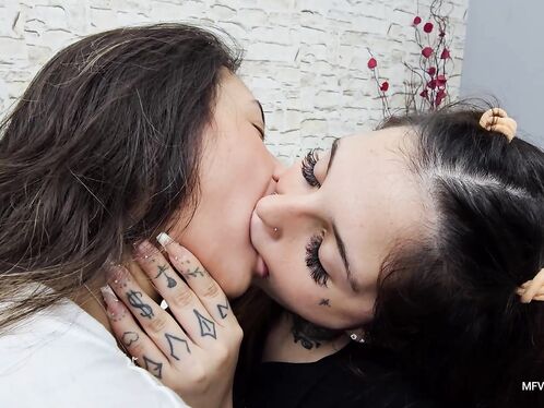 Kisses's Girls in Boots