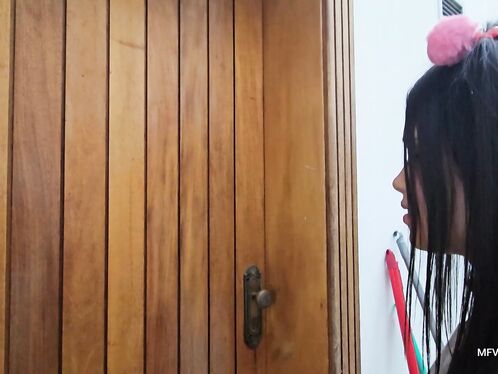 Silent Kisses Haunted House