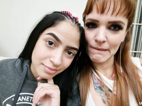 Sticky Kisses Matahari and Catita