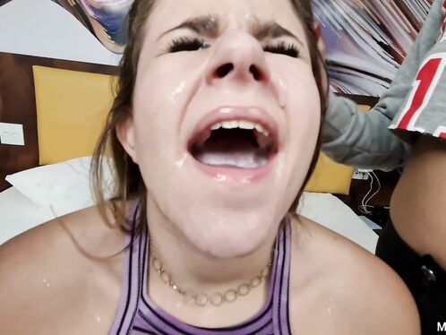 College Girls Spitting Room