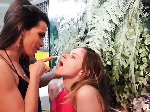 Spitting in the Face Humilhation - Vol # 113