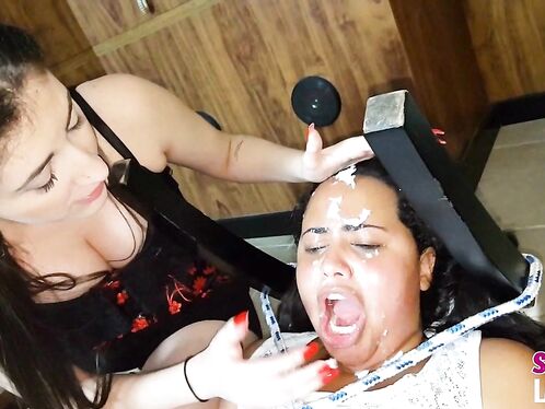 Felling My Spitting Idiot Girl