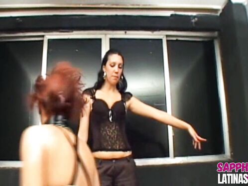 Karateka Top Feet Face – Helena Ferraz