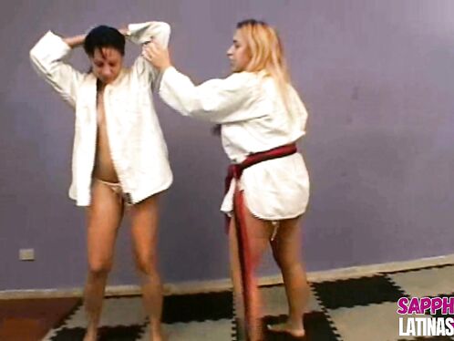Karateka Top Feet Face – Karateka Celine Lemos