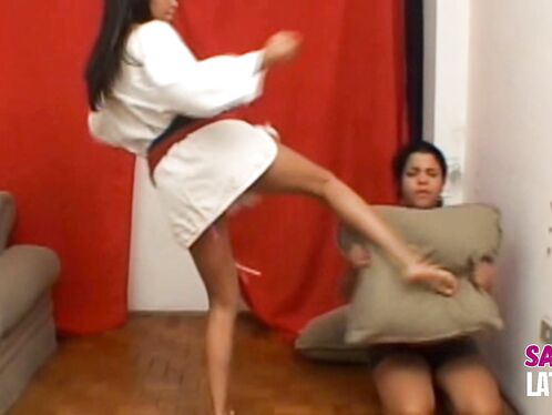 Karateka Perfect Feet – Sabrina