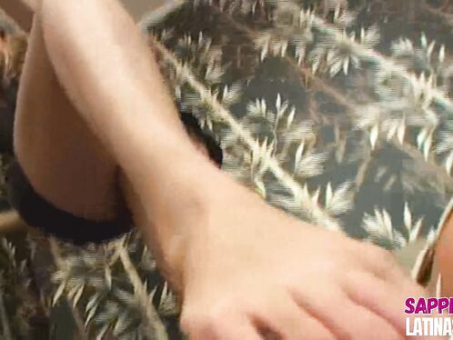 Karateka Feet Face – Top Girl Nina Gomes