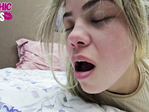 Big Hands - Top girl Laura Remy