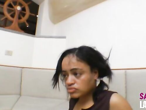 Karateka Destroying Feet Face - Vol 83 - New Top Girl Radassa