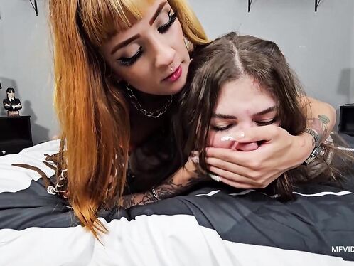 Hands Mother Bondage - Vol # 715 - New Girl Julya Red