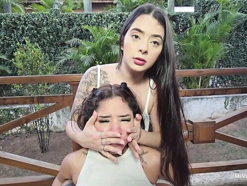 Mother's Hands With Rings - Vol # 710 - Mirella Lopez