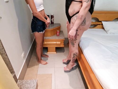Nataly Under Melissa Transexual Big Ass